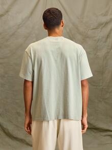 Musero Men Short Sleeve Oversized Graphic Chest Patch Detail Crewneck T-Shirt Autumn Winter Wardrobe - Green - View 3