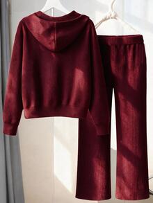GlowEve CURVE 大尺碼女款休閒居家服黑色秋季Curve兩件套，羅紋抓絨連帽拉鍊開襟外套與寬鬆抽繩腰長褲，優雅風 - 酒紅色 - 查看 2