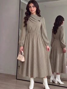 SHEIN 青少年女孩洋裝，初秋休閒優雅波點印花收腰洋裝，棕色波點女孩洋裝，適合日常優雅穿搭、返校、畢業季場合 - 咖啡棕 - 查看 12