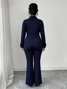 Elenzga 大码女装时尚通勤套装，翻领，撞色拼接，装饰纽扣设计，喇叭裤针织两件套 - 藏蓝色 - 查看 2