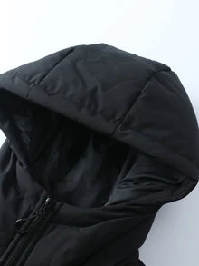 Manfinity Roghcode Men's Colorblock Puffer Jacket, Black Red White Contrast Hooded Zip-Up Loose Fit Winter Coat, Suitable For Streetwear And Daily Wear - Red - View 3