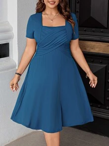 SHEIN LUNE Plus Size Women's Cross-Over Pleated Square Neckline Dress - Baby Blue - View 3