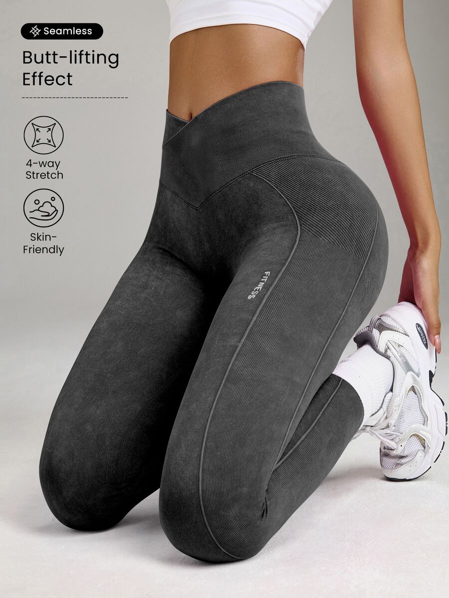 Core Rhythm Legging Olahraga Yoga Elastisitas Tinggi Tanpa Jahitan dengan Pinggang Silang dan Tekstur Sandwashed - Hitam - View 1