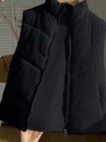 SHEIN 青少年女孩抓絨秋季服飾 黑色羽絨背心 立領拉鍊不對稱漸層短夾克 街頭風寬鬆青少年工裝外套 - 黑色 - 查看 9