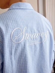 SWAVVY قميص رجالي كاجوال بنقشة مربعات مطرز بحروف، خريفي - الأزرق - مشاهدة 2