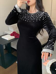 Modelyn Elegant Round Neck Velvet Pearl Beaded Long Sleeve Bodycon Mermaid Party Dress - Black - View 3