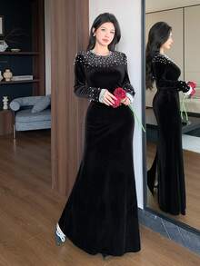 Modelyn Elegant Round Neck Velvet Pearl Beaded Long Sleeve Bodycon Mermaid Party Dress - Black - View 6
