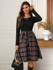 EMERY ROSE فستان نسائي طويل الأكمام بنقشة مربعات وتصميم رقع للعطلات - متعدد الألوان - مشاهدة 4