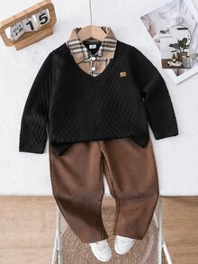 SHEIN 2件組小男孩休閒運動學院街頭風可愛酷帥長袖POLO衫+長褲，適合日常穿著、上學、外出、運動，春秋季節穿著，整體設計簡約優雅，男孩穿著此套裝將感到舒適並展現休閒時尚形象 - 彩色 - 查看 3