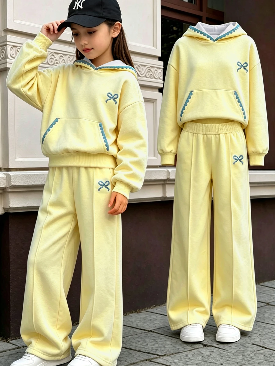 SHEIN Girls' Winter Sport-Style Bow-Knot Print Hooded Long-Sleeve Top And Pants Set, In A Creamy Yellow Color, Suitable For Daily Campus Wear. - Yellow - View 1
