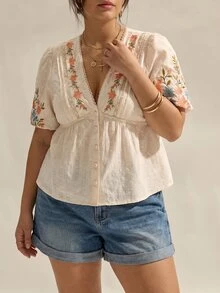 GalTyme Plus Size Floral Embroidered Deep V-Neck Blouse Holiday Vacation Wedding Guest Party Formal Beige Summer Boho Bohemian Elegant - Multicolor - View 5