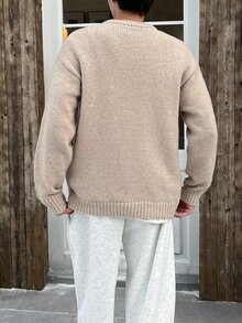 Claim Dot Jersey holgado de cuello redondo con bordado de retrato casual de uso diario para hombres, otoño/invierno - Caqui - Ver 2