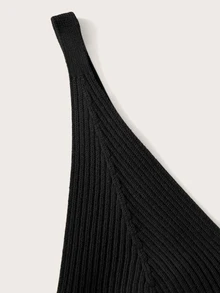 Calvaya Ribbed V-Neck Crop Top - Black - View 4