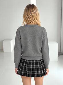 SHEIN 女童棋盤格毛衣套裝，酒紅黑白棋盤格蝴蝶結裝飾裙，萬聖節、聖誕節、開學季可愛造型套頭衫 - 灰色 - 查看 2