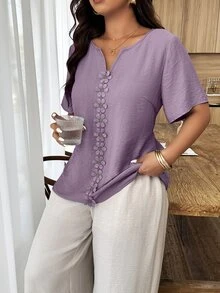 Weeklong Blusa holgada de manga corta con estampado floral, parches y volantes para mujer talla grande, ideal para vacaciones de primavera/verano - Morado - Ver 4