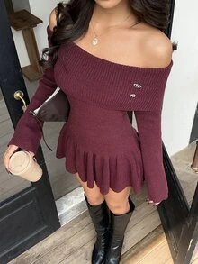 Autumina Vintage Red Off-Shoulder Flared Sleeve Knit Dress - Burgundy - View 7