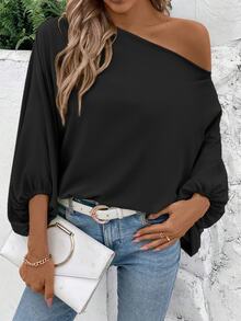 SHEIN Blusa de un hombro con mangas de murciélago asimétricas de cuello sólido - Negro - Ver 5