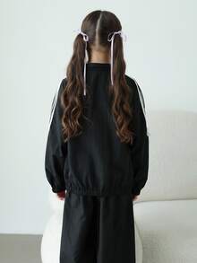SHEIN Tween女孩秋季休閒可愛韓風蝴蝶結印花輕便外套，適合校園畢業季、冬季體育館，黑白配色 - 黑色 - 查看 2