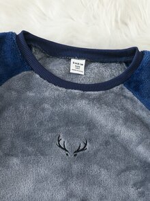 SHEIN Tween Boy Colorblock Patchwork Letter Embroidery Plush Fabric Loungewear 2 Pieces Set - Navy Blue - View 7