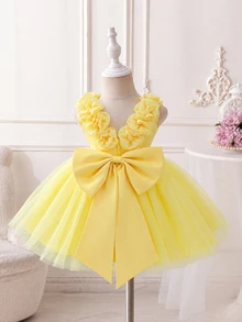 SHEIN Glamorique Kids 女嬰軟黃色緞面網紗正式禮服，附3D花朵、大蝴蝶結背部、蓬蓬裙，適合婚禮、生日派對花童，夏季優雅 - 黃色 - 查看 2