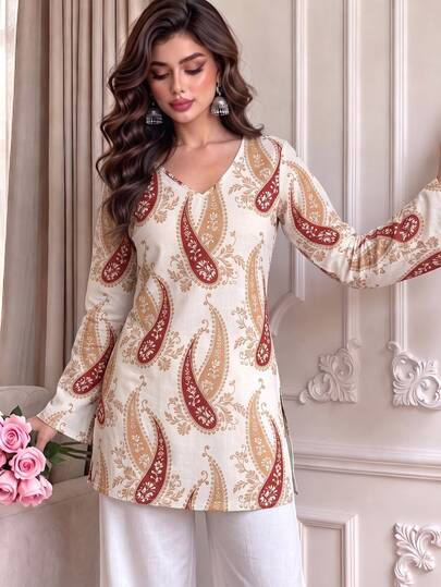 Rue Lumi T-shirt femme blanc crème vintage à imprimé cachemire & cachemire, mode printemps/automne, col en V, taille cintrée, fentes latérales, manches longues évasées, sous-couche élégante, tenue décontractée femme thème Diwali
