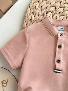SHEIN Newborn Baby Boy Cute Collegiate Style Matching Tropical Knit Dusty Pink White Short Sleeve Top And Elastic Waist Shorts Set Family Holiday Summer - Dusty Pink - View 6