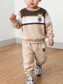 幼兒粉色皇冠 NY 字母印花抓絨圓領運動衫，拼色條紋設計，運動牛仔戶外休閒，秋冬生日穿搭 - 彩色 - 查看 5