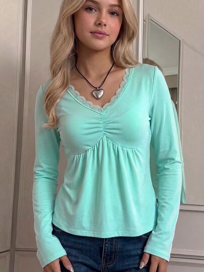 SHEIN Sweetra Young Teen Girl' Light Wash T-Shirt Heart-Shaped Neckline Collarbone-Flattering Ruched Waist Flared Long Sleeves Birthday Winter Cute Gifts Party Teal Blue