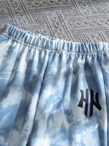 SHEIN 男童秋冬紮染數位印花運動套裝 2 件組，休閒圓領長袖上衣搭配收口長褲，兒童運動套裝 - 藍色 - 查看 7