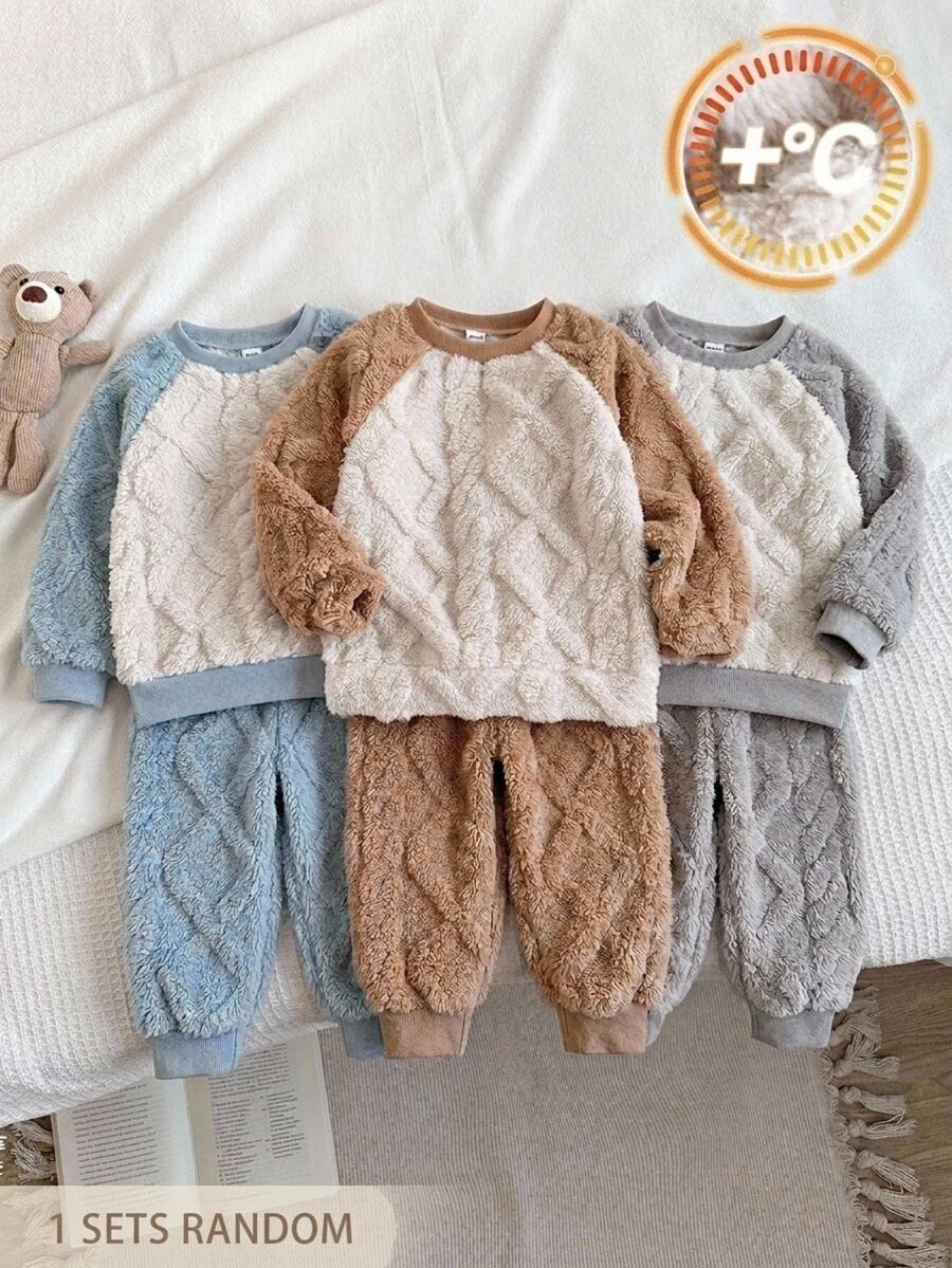 SHEIN Young Boy Casual Minimalist Colorblock Raglan Long Sleeve Pants Flannel Home Sleepwear 2 Pieces Set, Autumn/Winter - Multicolor - View 1