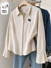 SHEIN 青少年女孩長袖領口白色襯衫 100%純棉，休閒街頭風學院風騎士刺繡 日常（春/秋）正式派對 - 杏色 - 查看 2