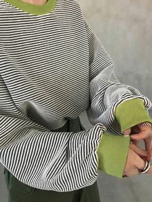 FRIFUL 女款圓領長袖綠白條紋對比飾邊T恤，日常秋季復古街頭風休閒復古70年代80年代校園外出穿搭 - 綠色 - 查看 2