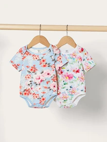 SHEIN Newborn Baby Girl Summer Knitted Short Sleeve Patchwork Bodysuit With Flower Pattern, 2pcs/Set - Multicolor - View 2