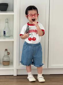 SHEIN 2pcs Baby Girls White And Red Cherry Print Raglan T-Shirt & Ruffle Trim Denim Shorts Set, Casual Summer Vacation Outfit With Pockets For Baby Girl - Multicolor - View 7