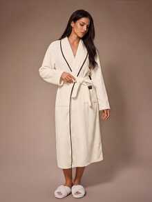 Lazeform Ribbed Plush INS Casual Contrast Trim Beige Long Sleeve Lapel Pocket Black Patch Decor Women's Robe - Beige - View 6
