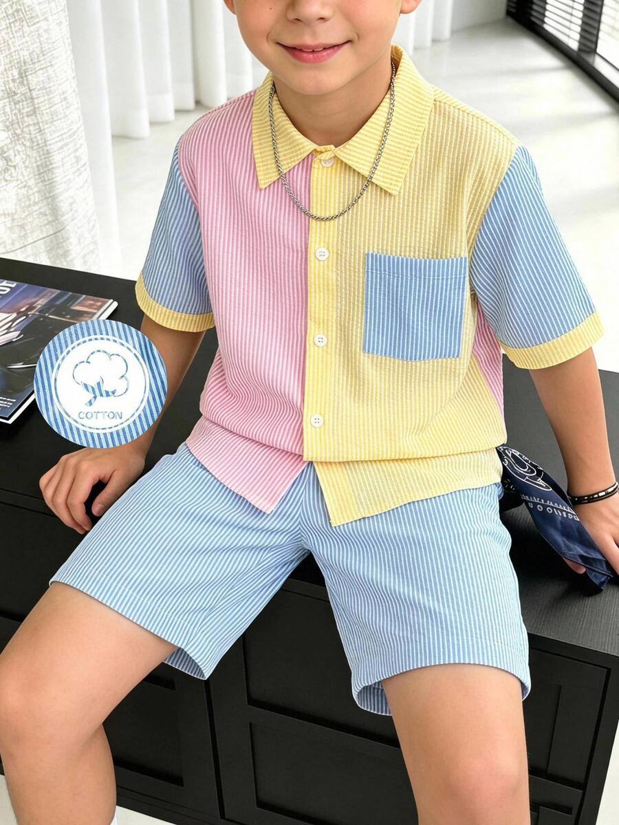 SHEIN 2 件男童马卡龙色块 Polo 衫搭配条纹短裤套装，休闲时尚夏季服装，适合上学和度假
