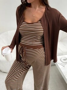 SHEIN طقم كاجوال 3 قطع للحوامل: توب بلون سادة بأكمام طويلة وأزرار أمامية، كاميسول مخطط، وبنطلون واسع الساق - بني - مشاهدة 6