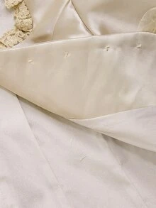 SHEIN MOD Áo khoác nữ màu kem cài nút trước với chi tiết ren bèo nhún và tay dài phồng, áo khoác satin mùa đông và mùa thu, phong cách cung đình cổ điển - Màu be - Xem 8