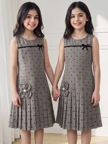 SHEIN 青少年女孩灰色無袖迷你洋裝，圖案蝴蝶結設計，休閒可愛學院風校園夏季穿搭 - 灰色 - 查看 1