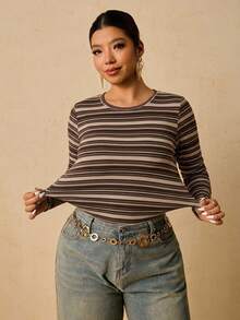 Travachic 復古條紋大尺碼女款圓領長袖休閒T恤 - 彩色 - 查看 7