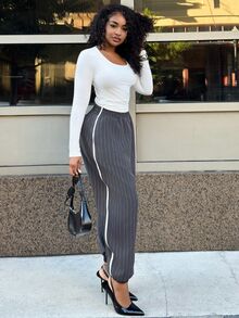 Alexandranx Fitted Scoop Neck Long Sleeve Top Classy Basic Sexy Basics Elegant Spring Summer Holiday Casual - White - View 5