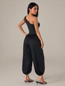SHEIN PETITE Women's Asymmetrical Solid Color Sleeveless Jumpsuit Suitable For Commuting, Dating, Vacation, Party, Daily Wear, Gathering, Outdoor Activities - Black - View 2