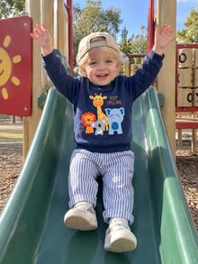 SHEIN 2pcs/Set Toddler Boy Cute Giraffe Graphic Round Neck Regular Long Sleeve Pullover Sweatshirt & Striped Sweatpants Joggers Set Fall - Navy Blue - View 6