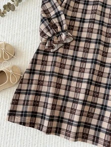 SHEIN Đầm trẻ em cho bé gái tween họa tiết hoa 3D và kẻ caro, tay dài, phong cách dễ thương - Nhiều màu - Xem 10