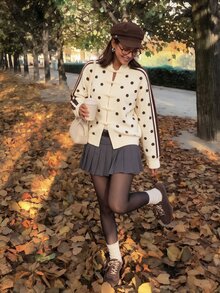 Comfortcana 女款秋季開襟針織外套，鈕扣式開合，波點與條紋側邊裝飾，適合約會、度假、派對早午餐，法式復古風 - 杏色 - 查看 3