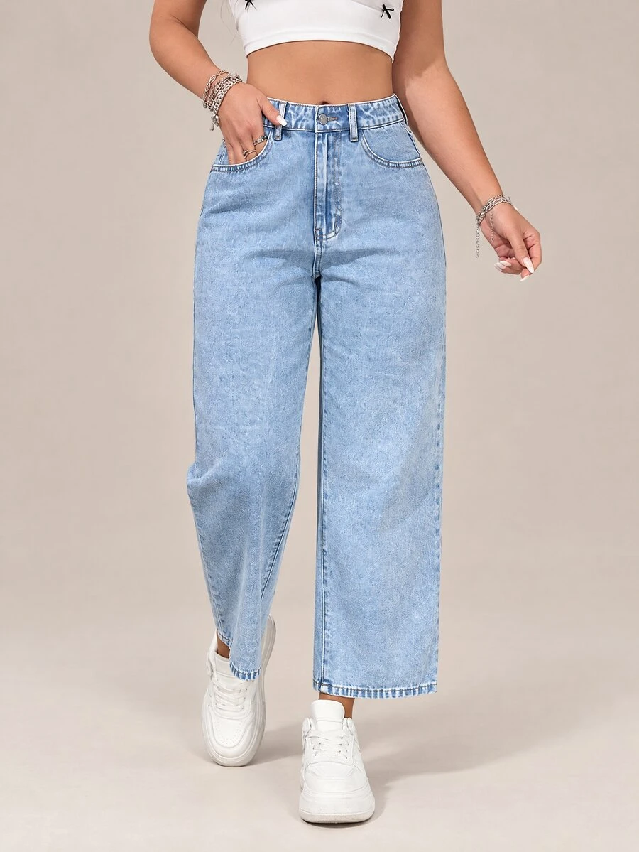 Flexra Women's Casual Washed Loose Straight Leg Jeans - Light Wash - View 1