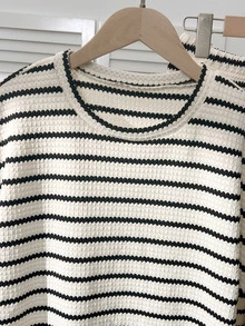 SHEIN 青少年女孩 2件/套休閒科技風街頭穿搭 百搭日常度假穿著 黑白對比滾邊無袖圓領T恤 + 寬褲 - 白色 - 查看 7