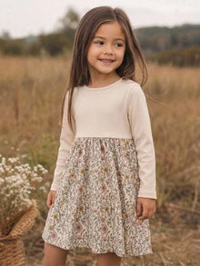 Đầm casual nữ trẻ đi du lịch họa tiết hoa phối patchwork cổ tròn tay dài - Nhiều màu - Xem 5