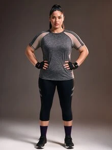 Powerista تي شيرت رياضي للنساء بمقاسات كبيرة باللون الرمادي، ماص للرطوبة، بأكمام قصيرة، ملابس علوية أداء مع تفاصيل شبكية للرياضة، وسروال ضيق قصير للرياضة - الأسود - مشاهدة 5