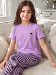 SHEIN 青少年女孩 2件組圓領愛心印花短袖T恤條紋長褲套裝 夏季可愛 Katseye 生日 白色黑色 派對正式穿搭 - 紫色 - 查看 2